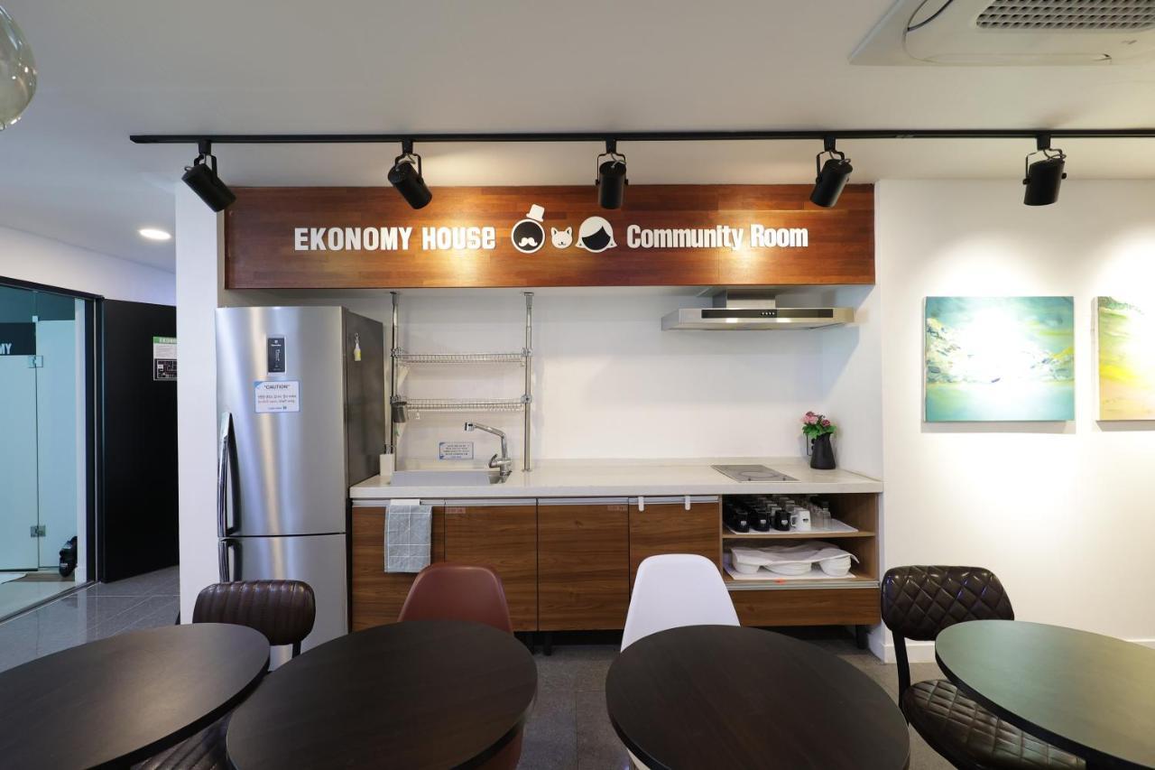 Ekonomy Haeundae Hostel Pusan Exteriér fotografie