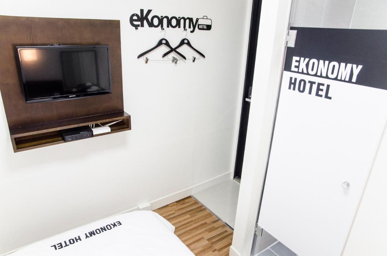 Ekonomy Haeundae Hostel Pusan Exteriér fotografie